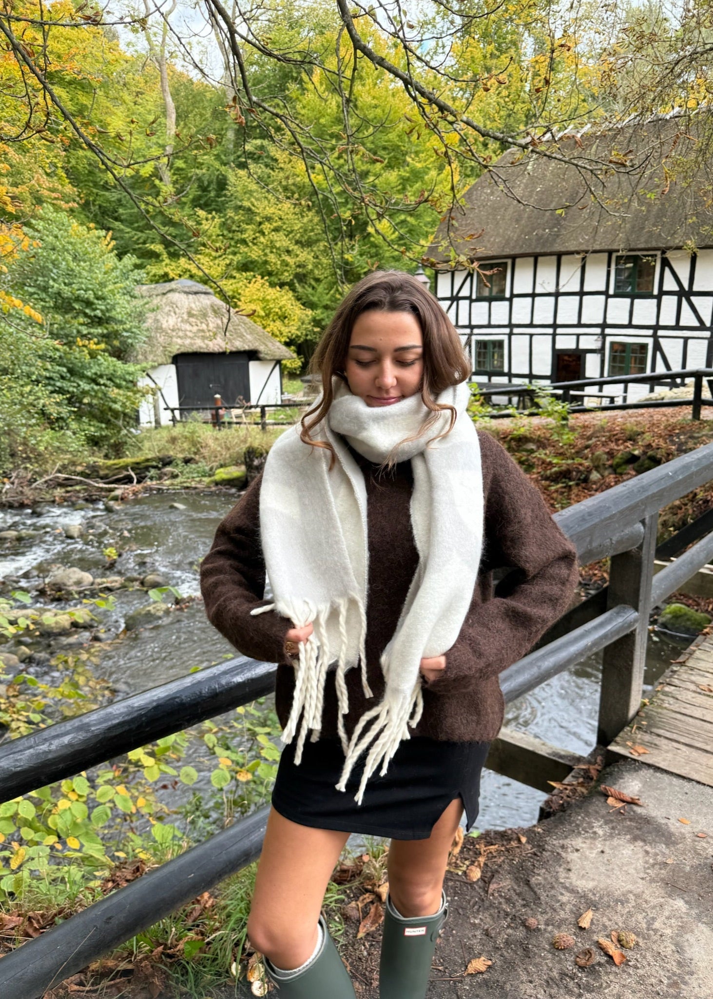 Amour Tørklæde - Lysegrå - ByStenholt.dk