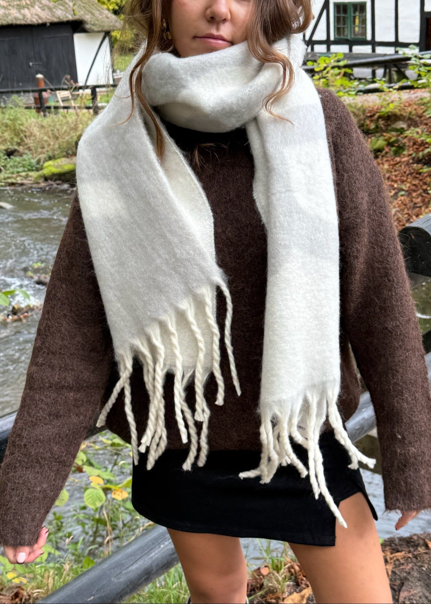 Amour Tørklæde - Lysegrå - ByStenholt.dk