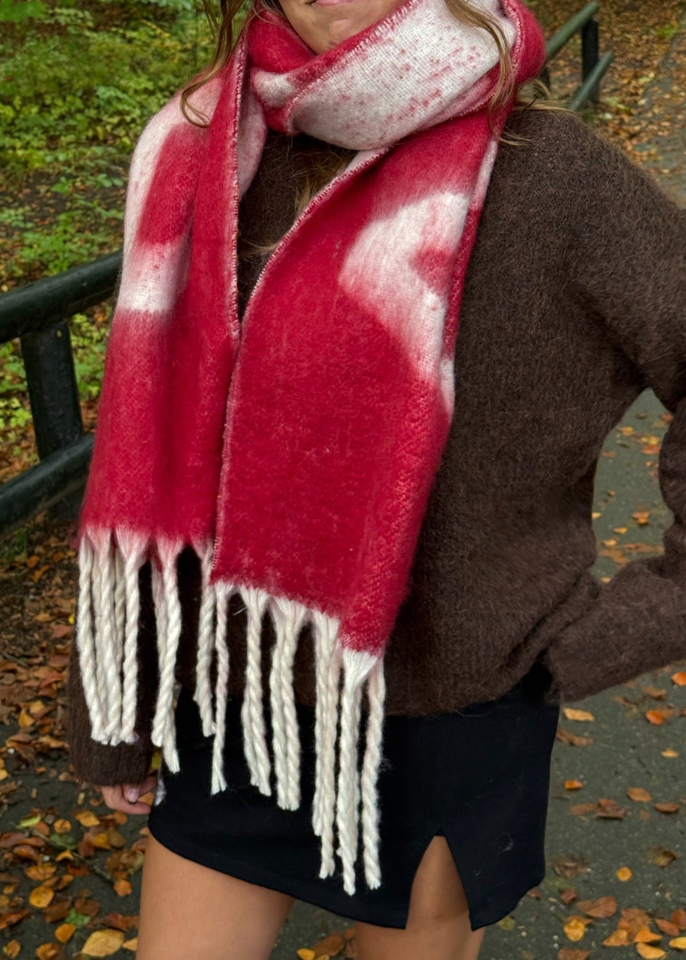 Amour Tørklæde - Rød - ByStenholt.dk