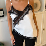 Asymmetrisk Satin Top - Hvid - ByStenholt.dk