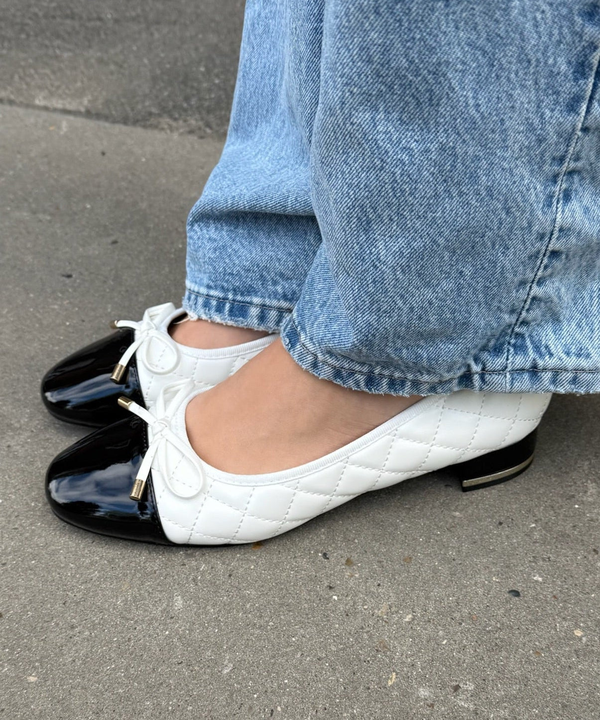 Ballerina med Hæl - Hvid - ByStenholt.dk