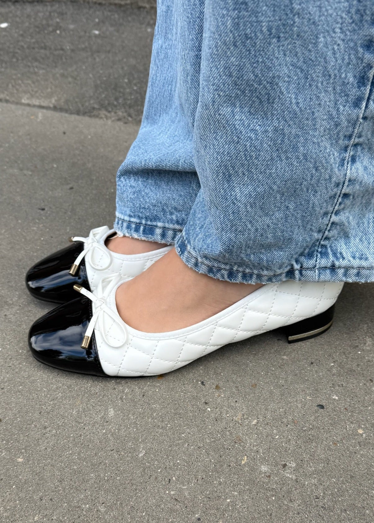 Ballerina med Hæl - Hvid - ByStenholt.dk