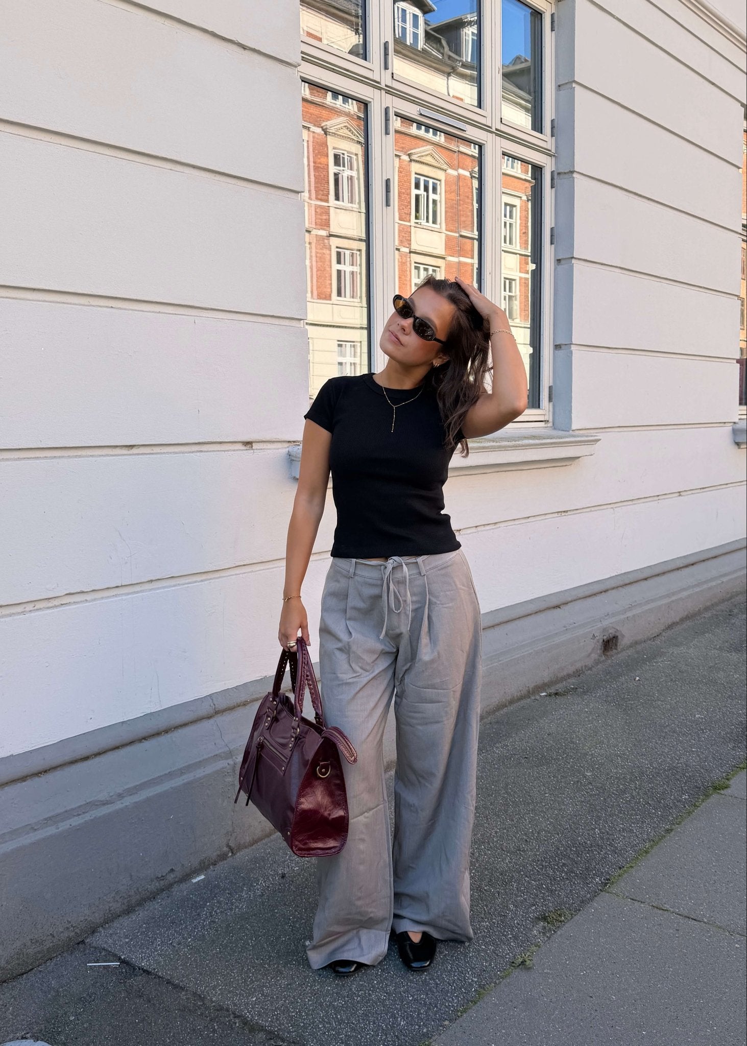 Basic Ribbet T-shirt - Sort - ByStenholt.dk