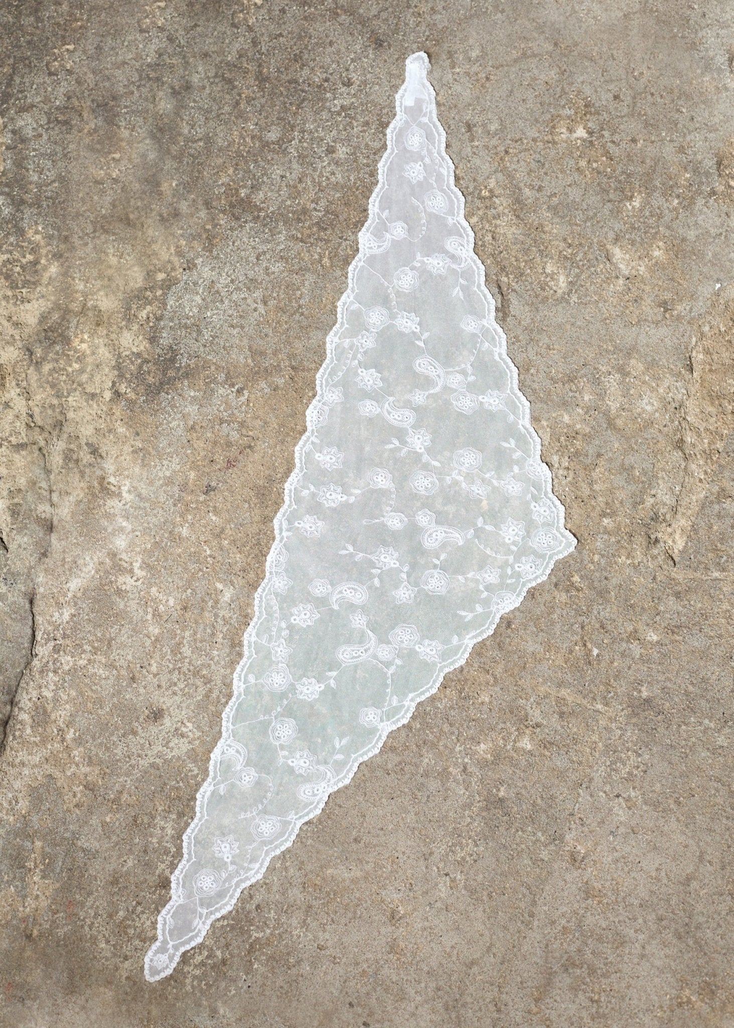 Blonde Tørklæde - Hvid - ByStenholt.dk