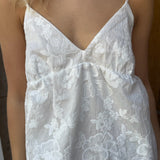 Broderet Ava Kjole med Åben Ryg - Hvid - ByStenholt.dk