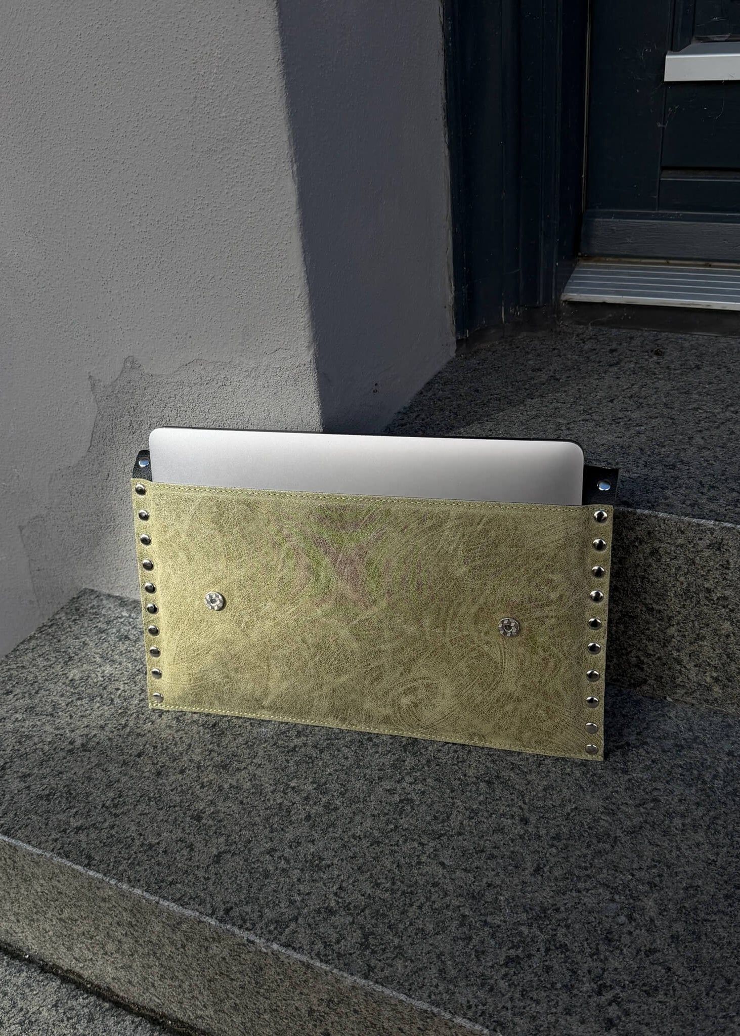 Ea Computer Sleeve "13 med Nitter - Limegrøn - ByStenholt.dk