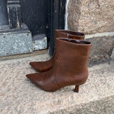 Ella Kitten Heel Ankelstøvler - Brun