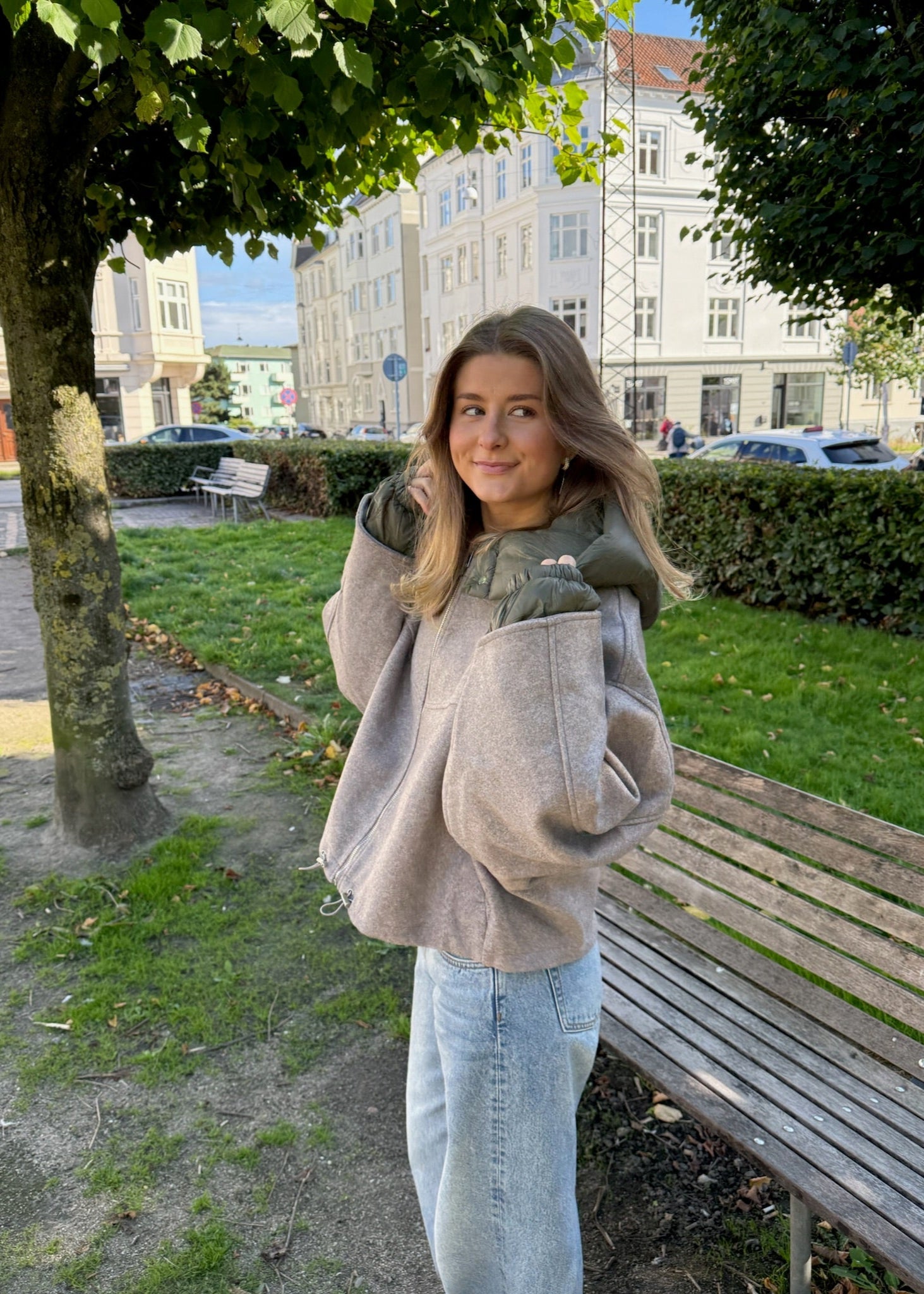 Envy Jakke - Taupe - ByStenholt.dk