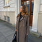 Isabel Lang Frakke - Mørkebrun - ByStenholt.dk