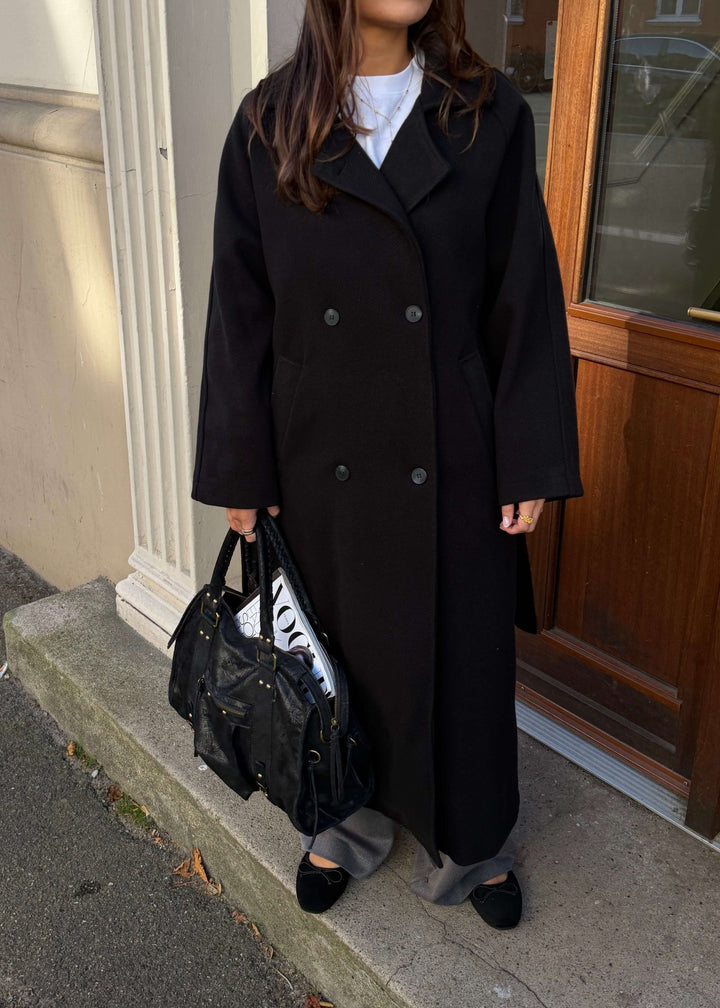 Isabel Lang Frakke - Sort - ByStenholt.dk