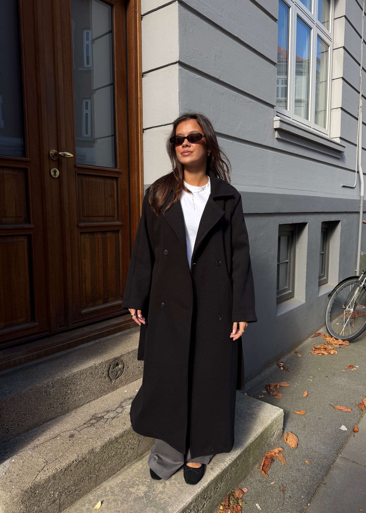 Isabel Lang Frakke - Sort - ByStenholt.dk