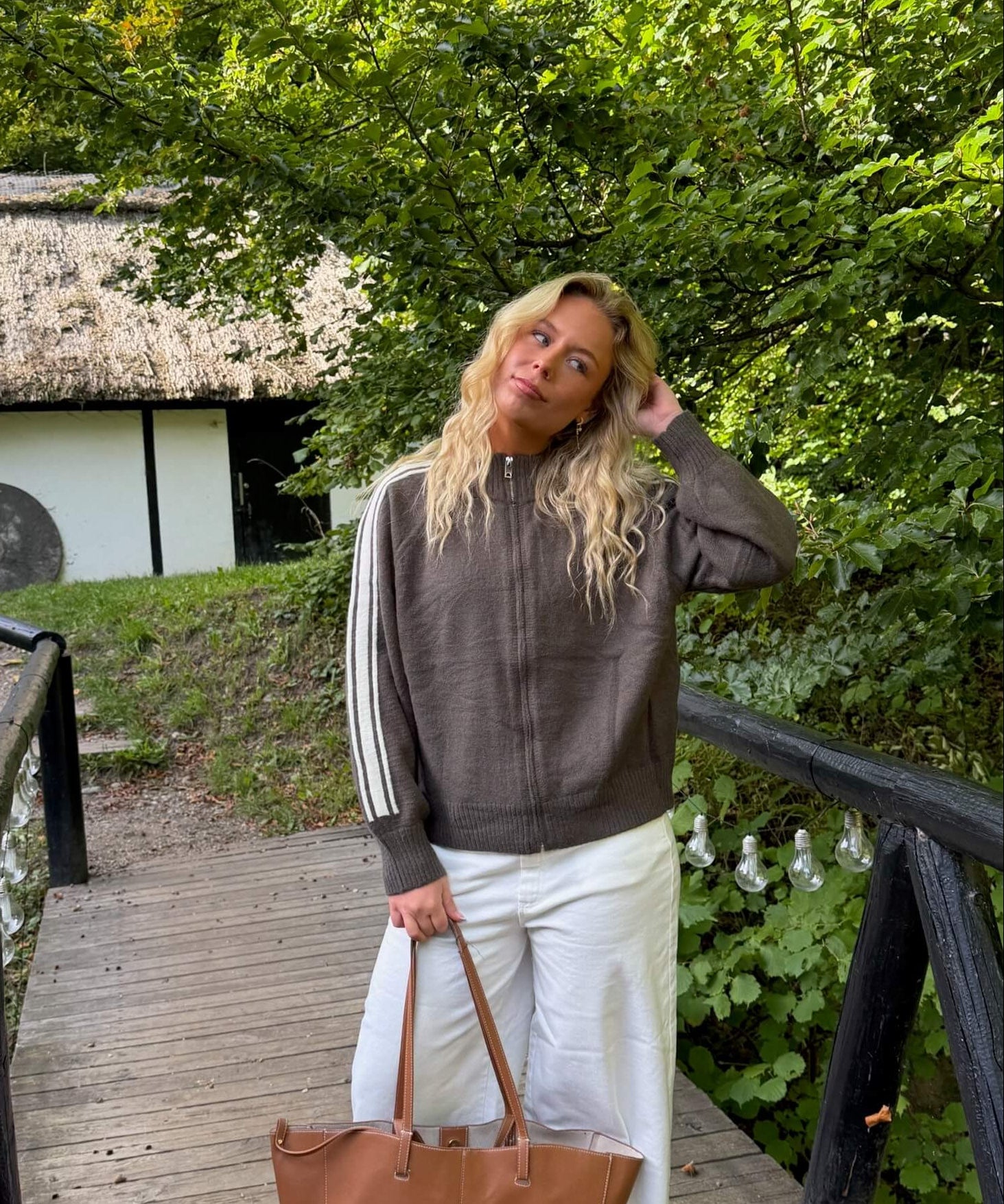 Juno Zip Cardigan - Mørkebrun - ByStenholt.dk
