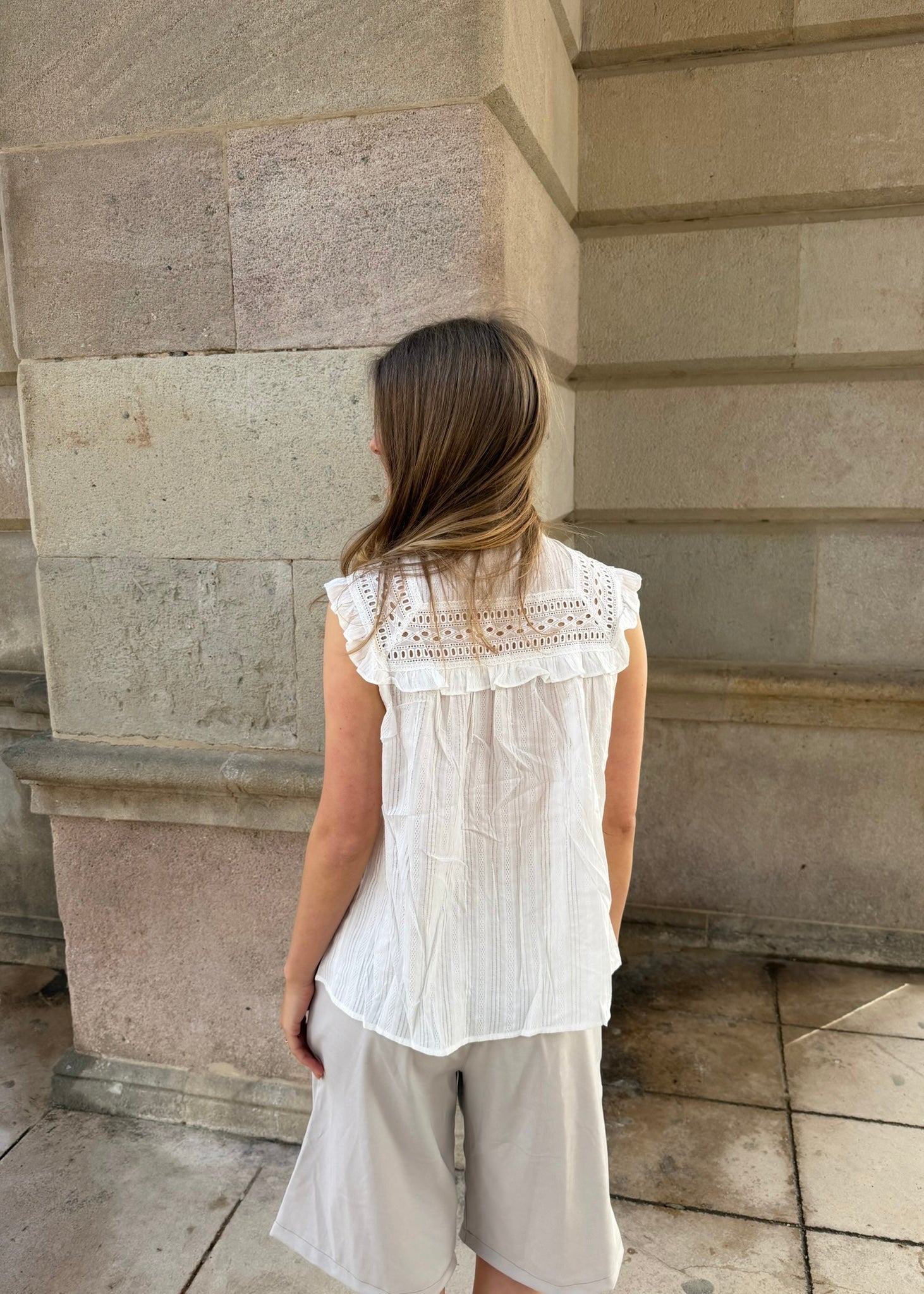 Laila Top - Hvid - ByStenholt.dk