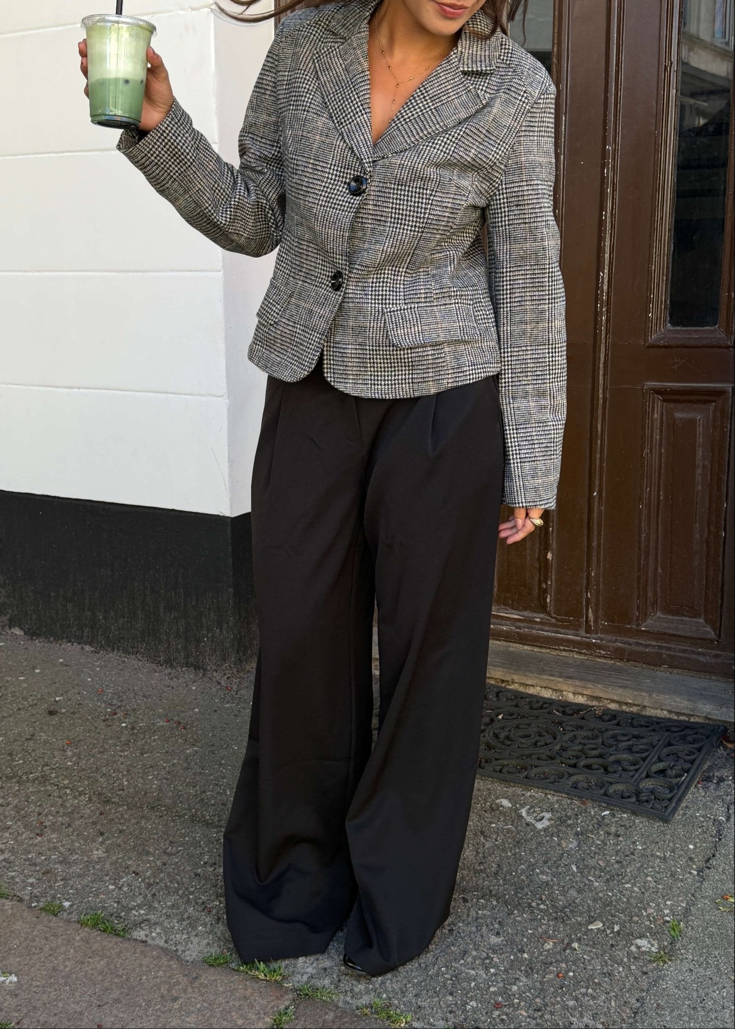 Lara Habitbukser - Sort - ByStenholt.dk