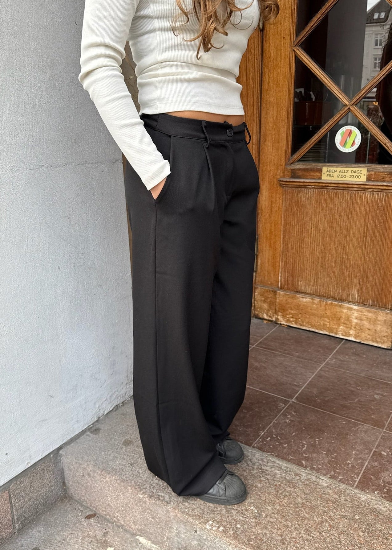 Lara Low Waist Habitbukser - Sort - ByStenholt.dk