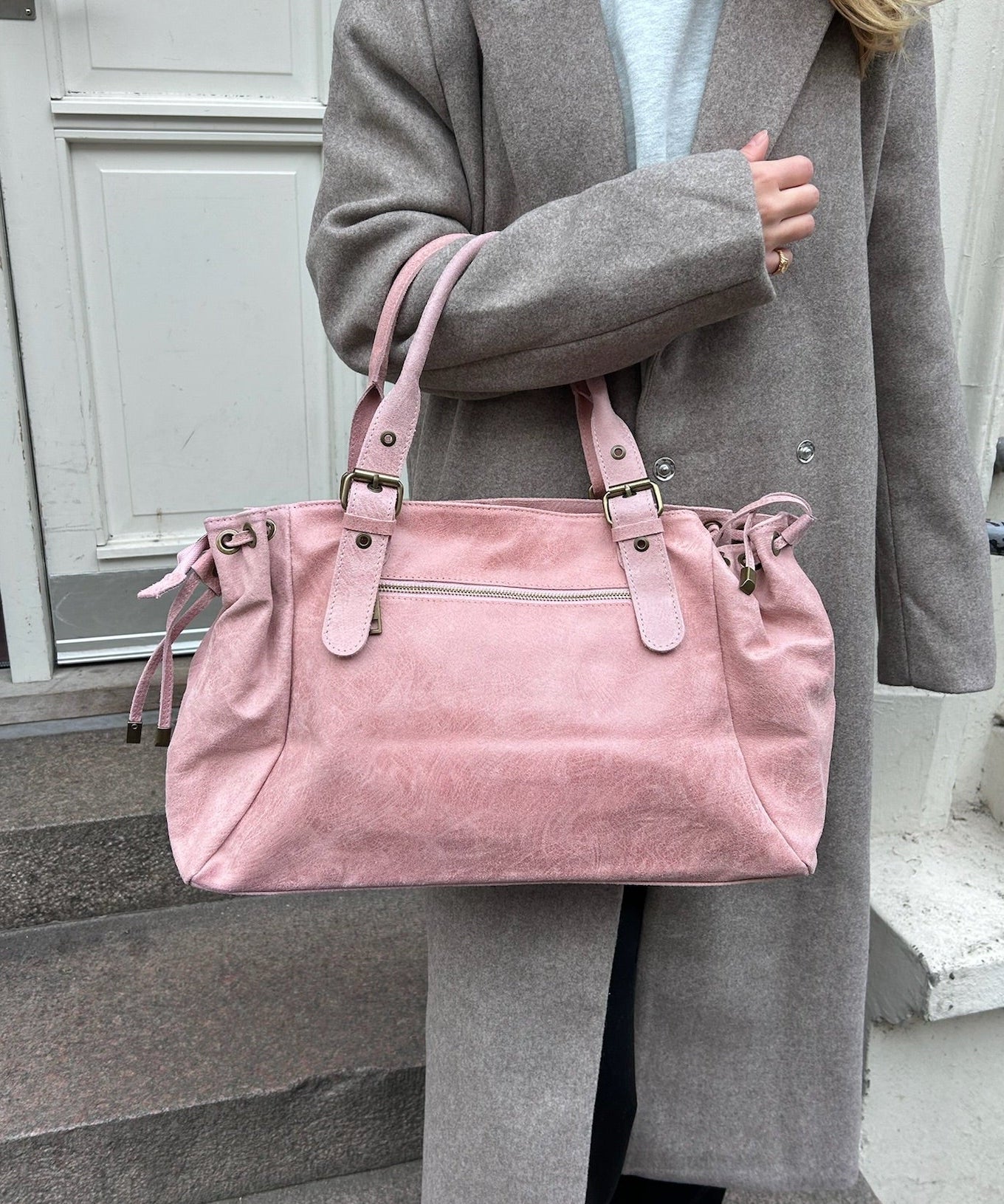 London Taske - Sart Lyserød - ByStenholt.dk