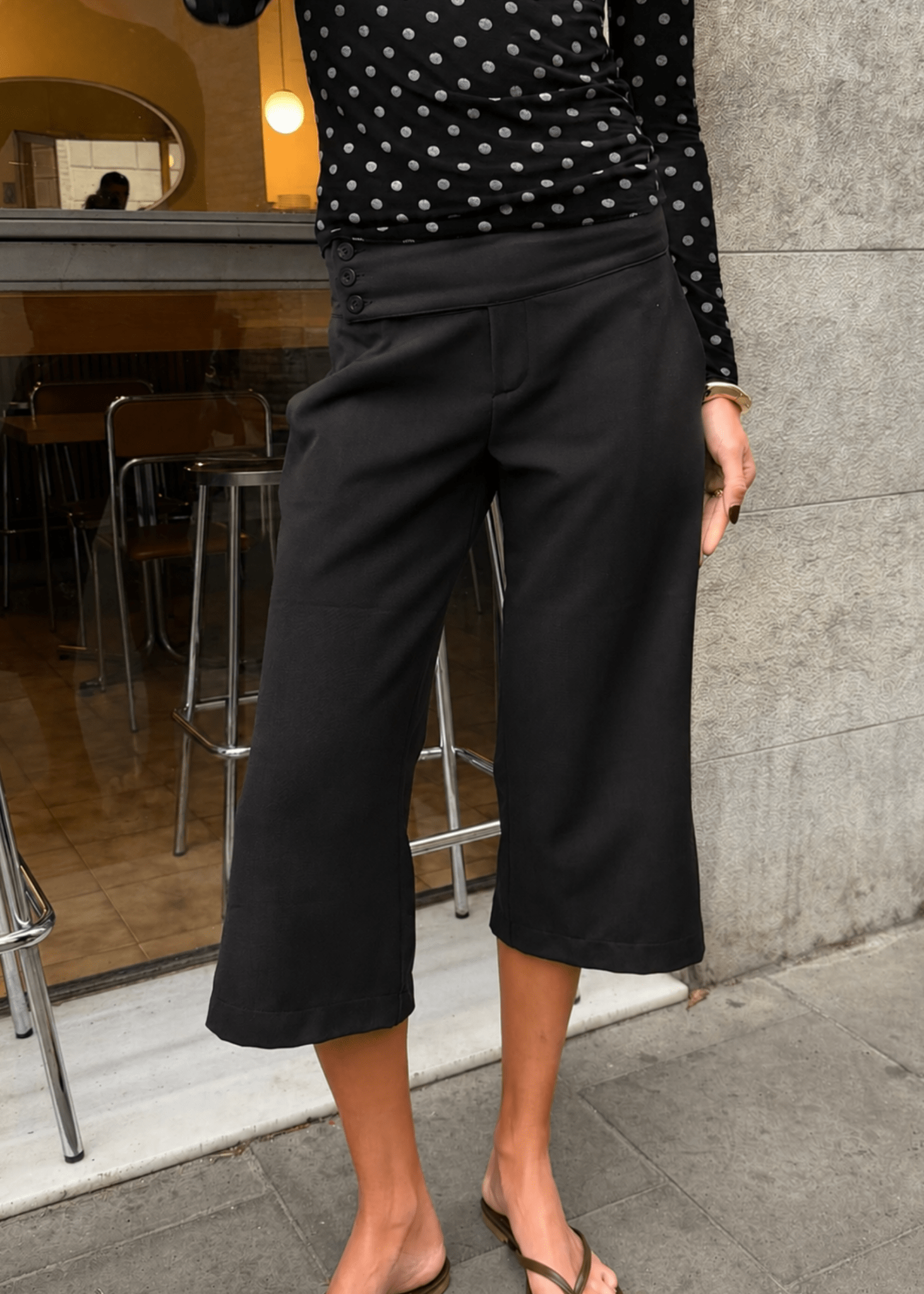 Low Waist Capribukser - Sort - ByStenholt.dk