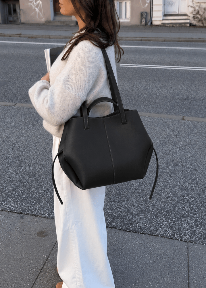 Mila Taske - Sort - ByStenholt.dk