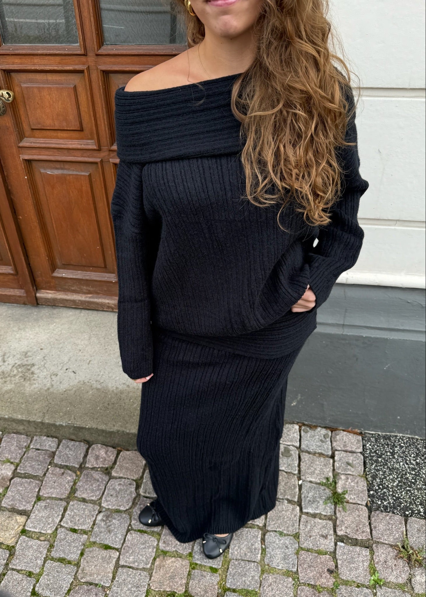 Off Shoulder Strik Sæt - Sort - ByStenholt.dk