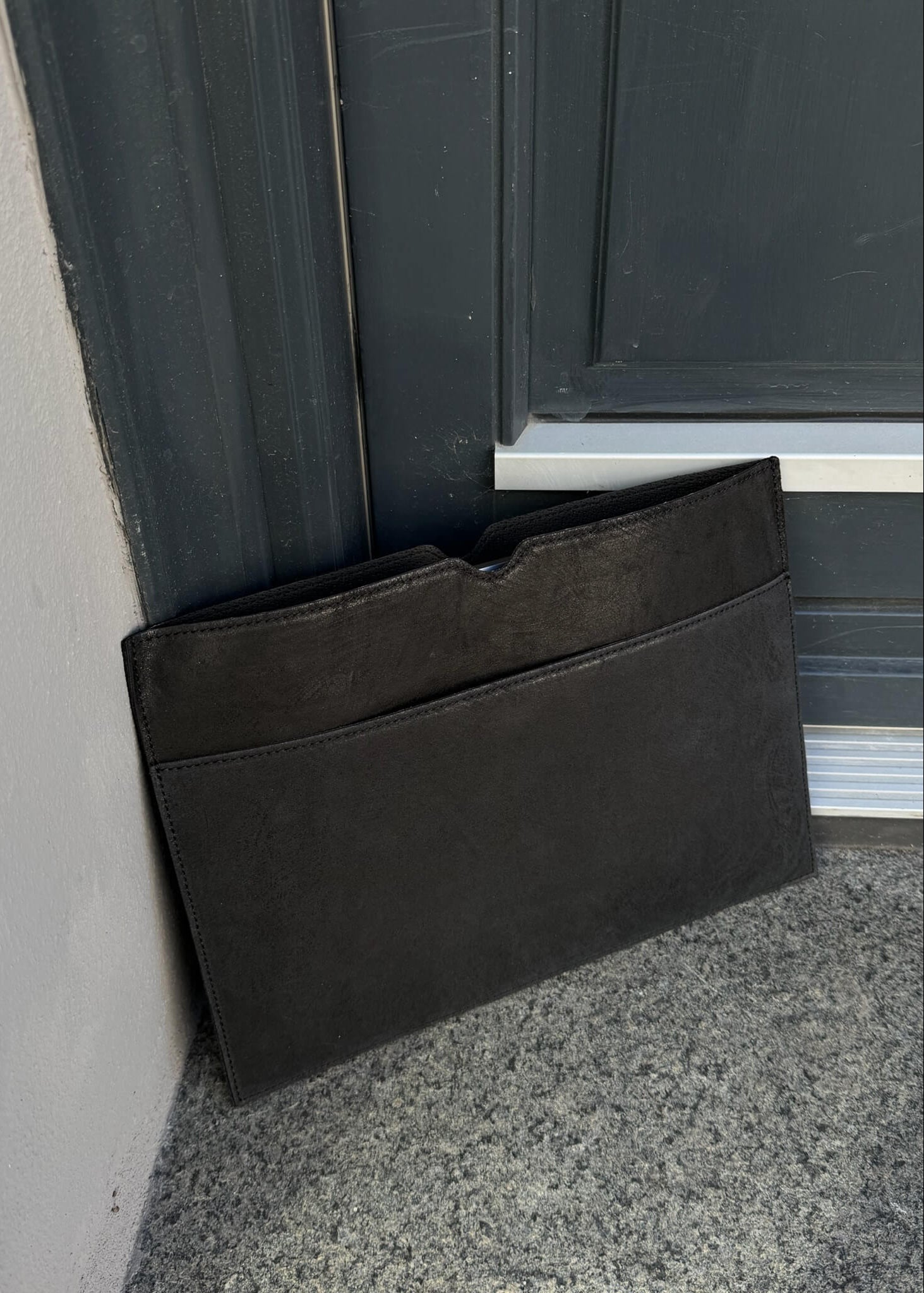 Paris Computer Sleeve "13 - Sort - ByStenholt.dk