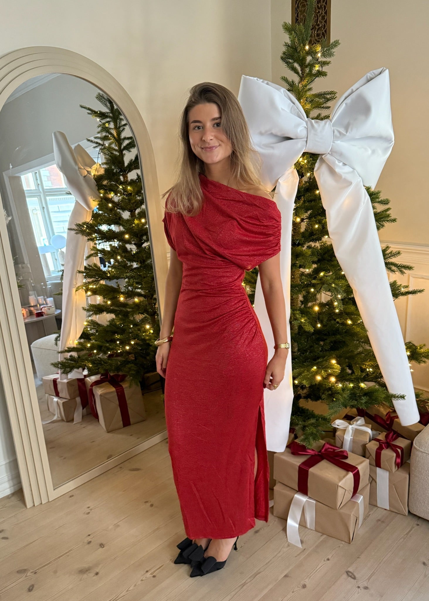 Rhea Glimmer Maxi Kjole - Rød - ByStenholt.dk