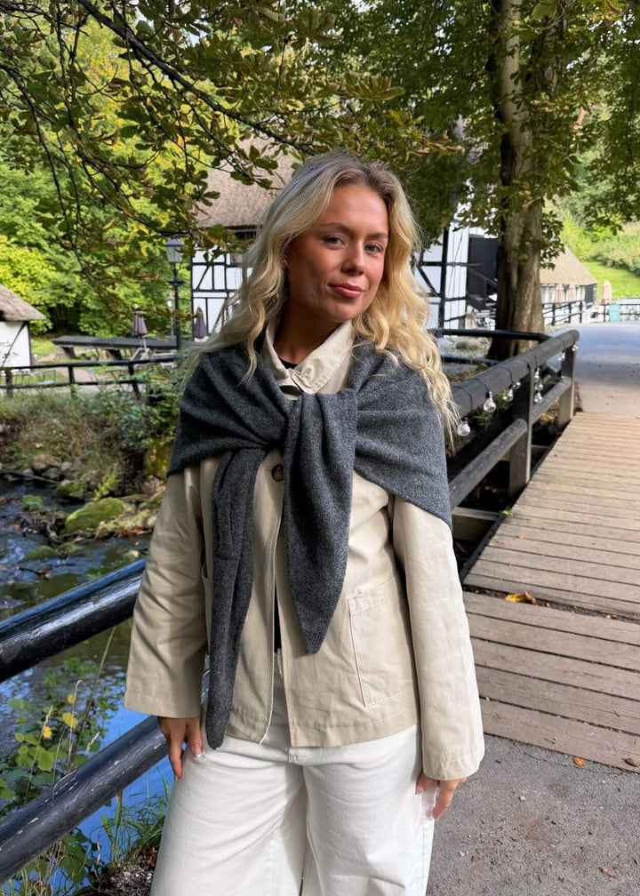 Rory Tørklæde - Grå - ByStenholt.dk
