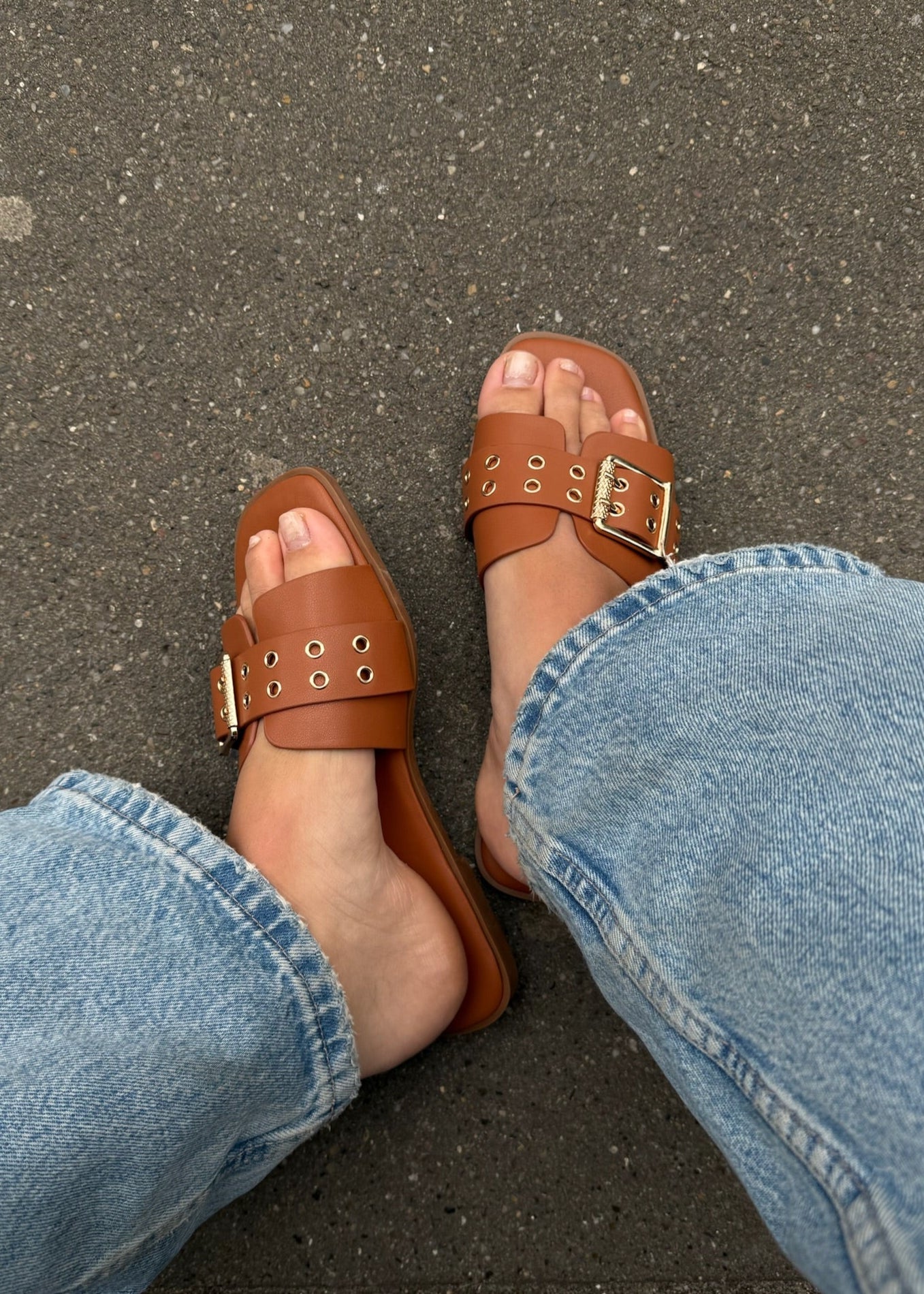 Sandaler med Spænde - Camel - ByStenholt.dk