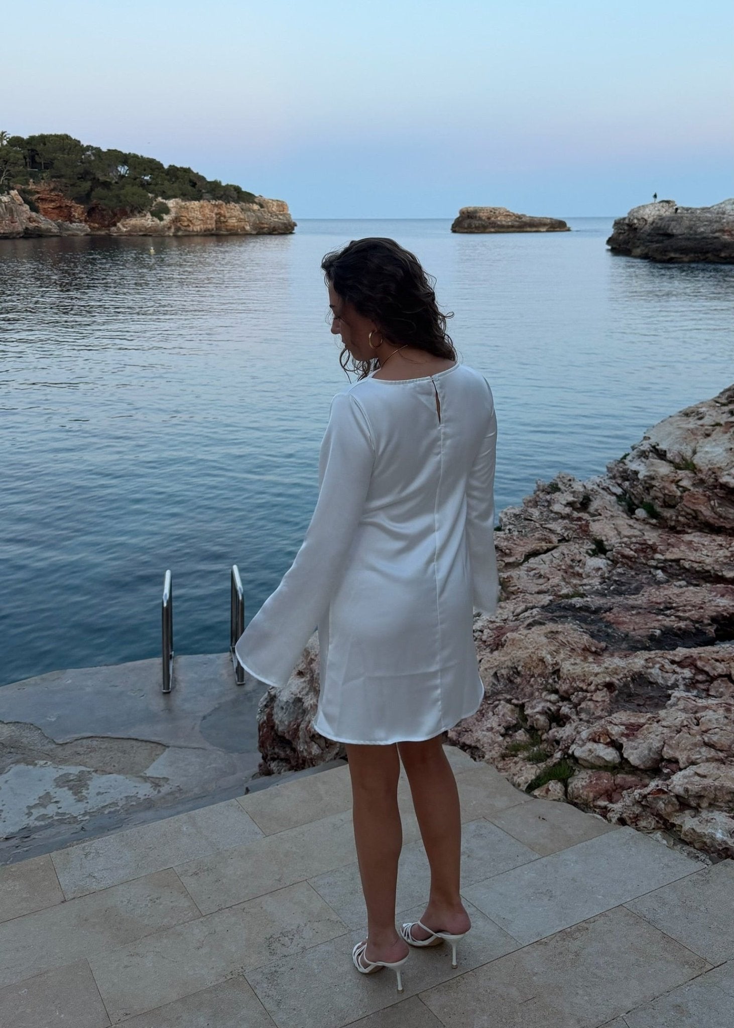 Satin Kjole - Creme - ByStenholt.dk