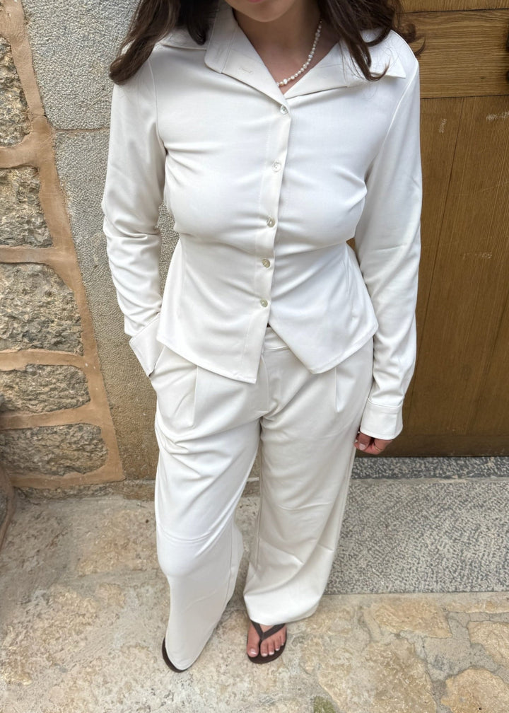 S - 168cm og 75B