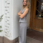 Sira Sæt (Vest + Habitbukser) - Lysegrå - ByStenholt.dk