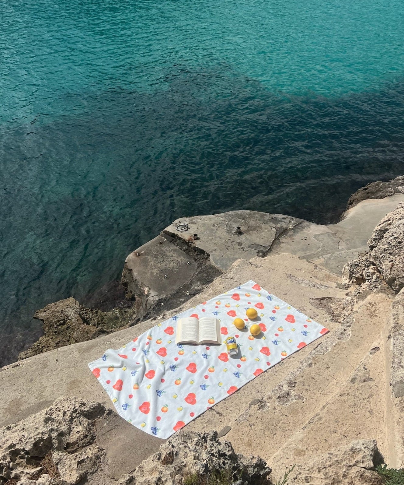 Strandhåndklæde - Frugter - ByStenholt.dk