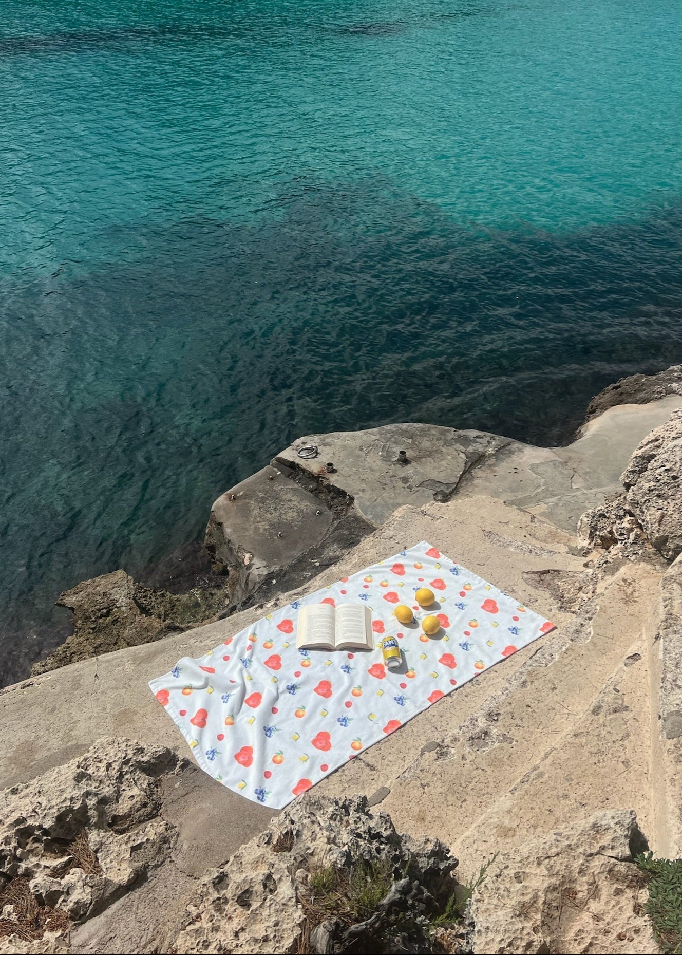 Strandhåndklæde - Frugter - ByStenholt.dk