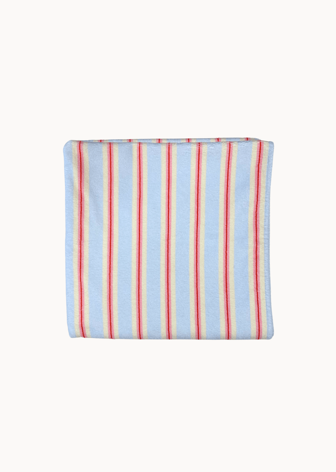 Strandhåndklæde - Stribet Lyseblå - ByStenholt.dk