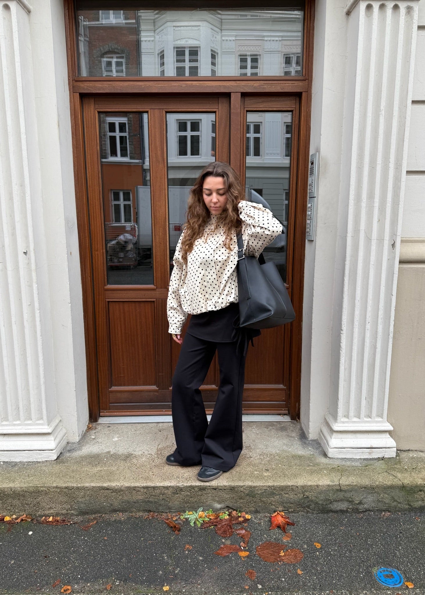 Tora Bukser med nederdel - Sort - ByStenholt.dk