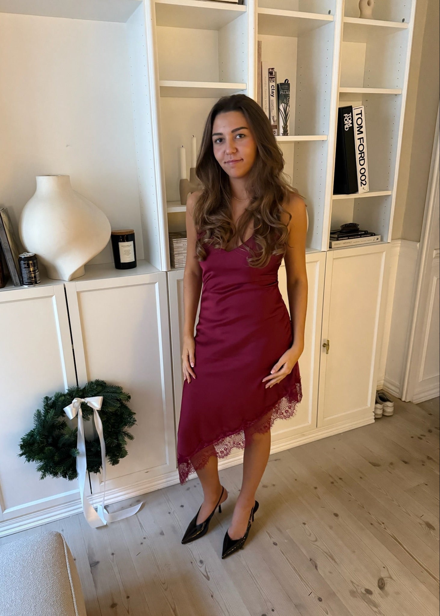 Velu Satin Kjole - Bordeaux - ByStenholt.dk